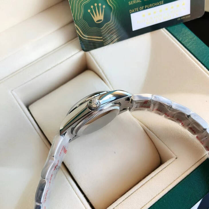Rolex Oyster Perpetual 31 - Image 4